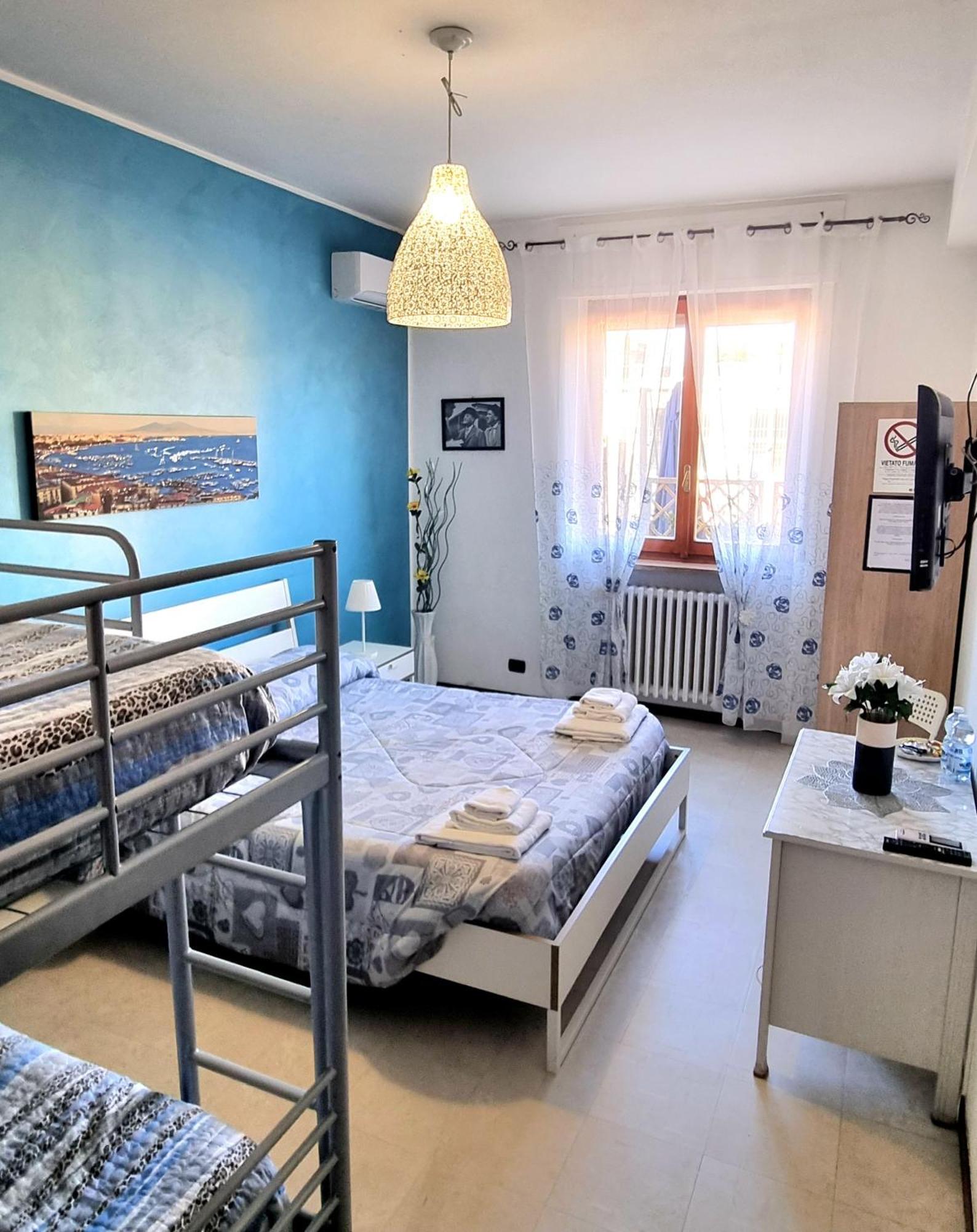 B&B Italo House Opera Zimmer foto