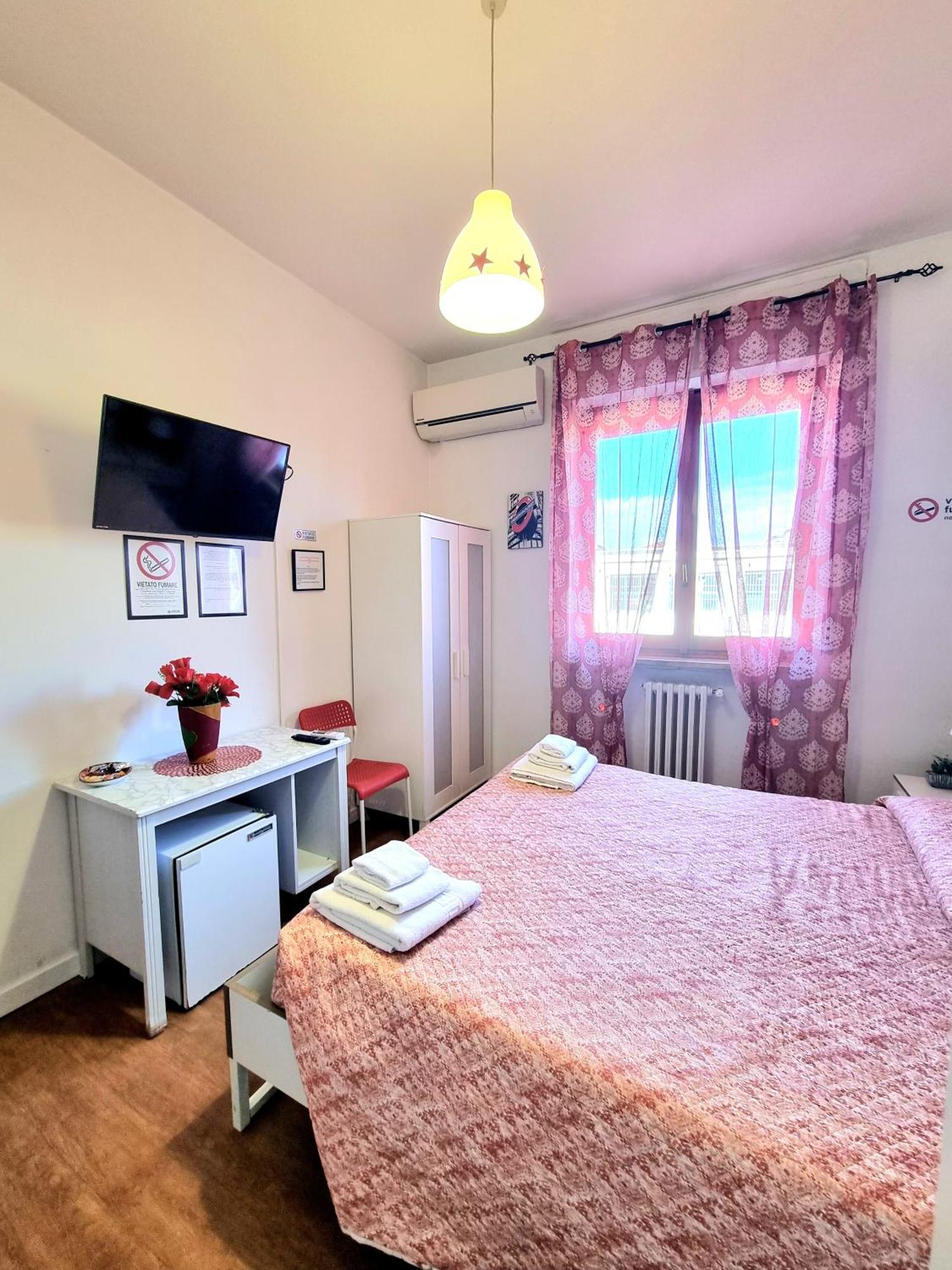 B&B Italo House Opera Zimmer foto